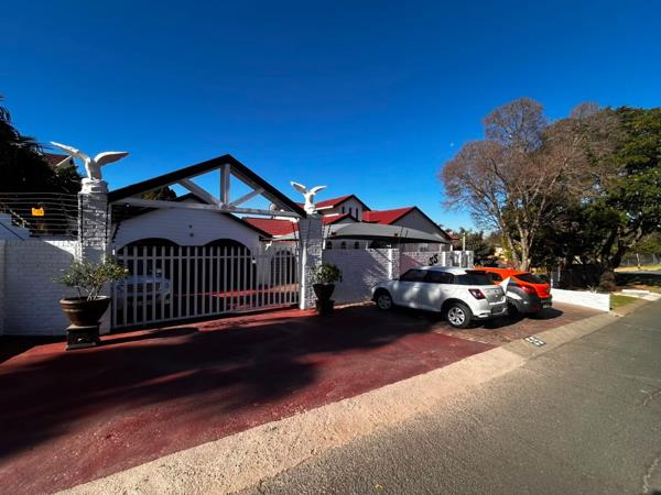 8 Bedroom House