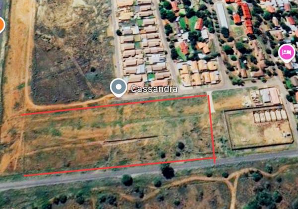 445 m² Land
