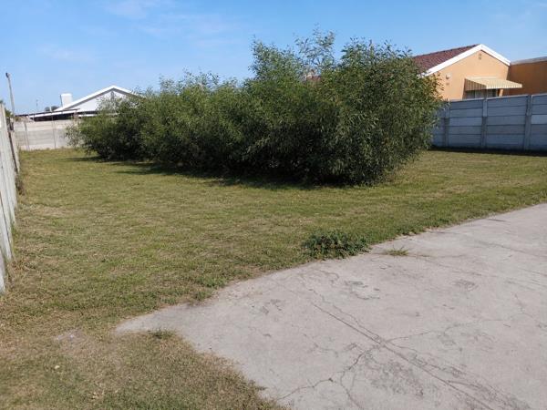 457 m² Land