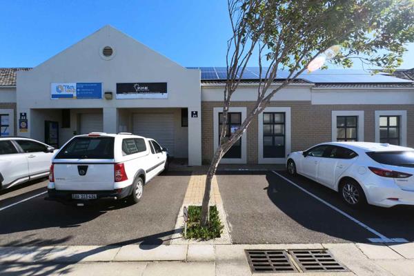 102 m² Industrial space