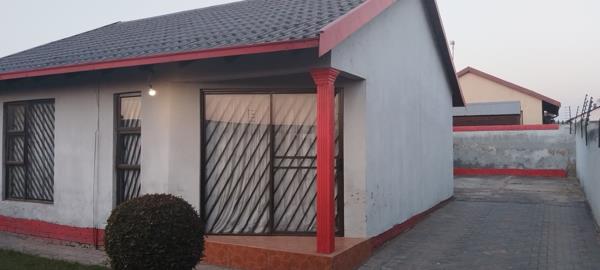 2 Bedroom House