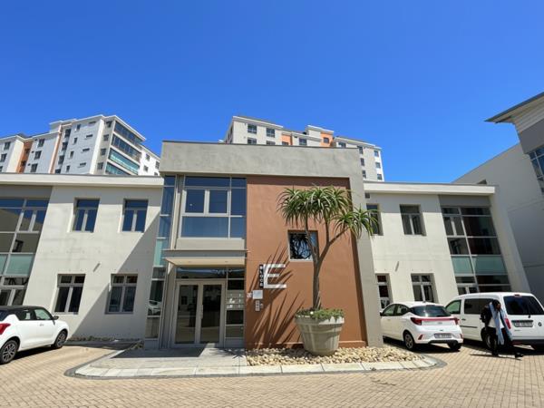 174 m² Commercial space