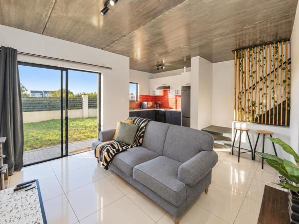 2 Bedroom House