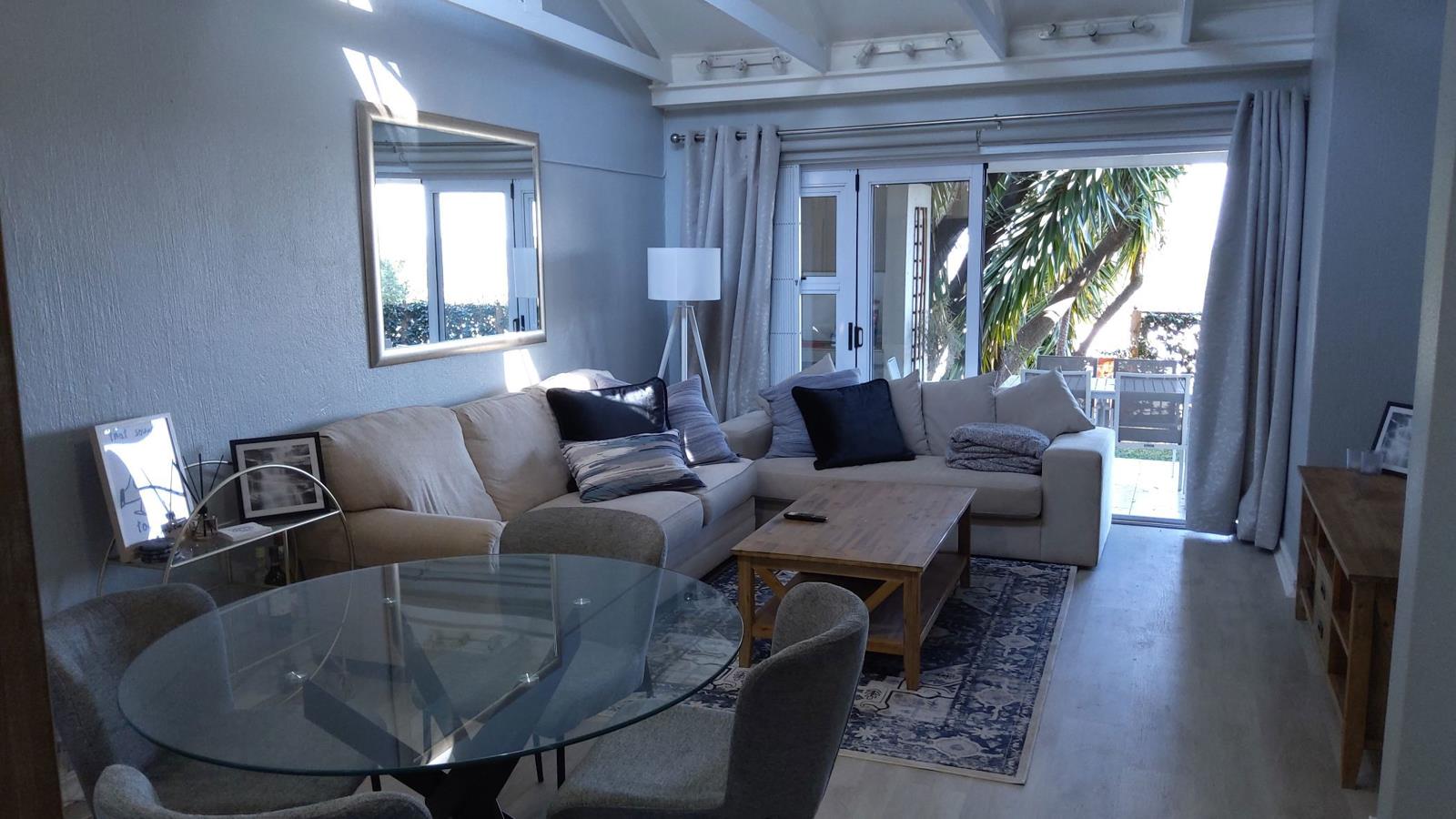2 Bedroom House in Sterrewag
