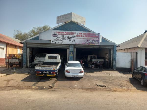 450 m² Commercial space