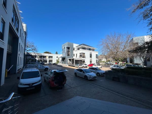 415 m² Commercial space