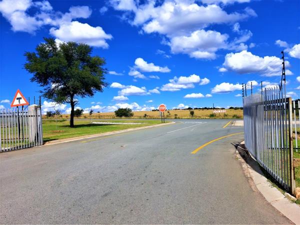 729 m² Land
