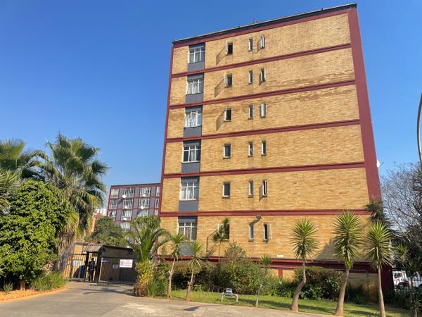 2.5 Bedroom Apartment
