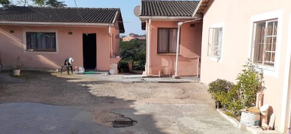 2.5 Bedroom House