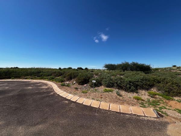 937 m² Land