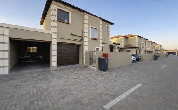 3 Bedroom Townhouse