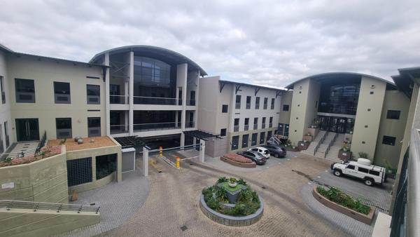 222 m² Commercial space