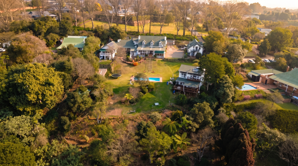 12 Bedroom House