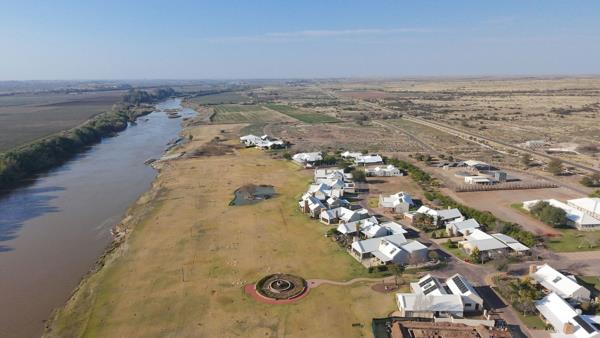 414 m² Land