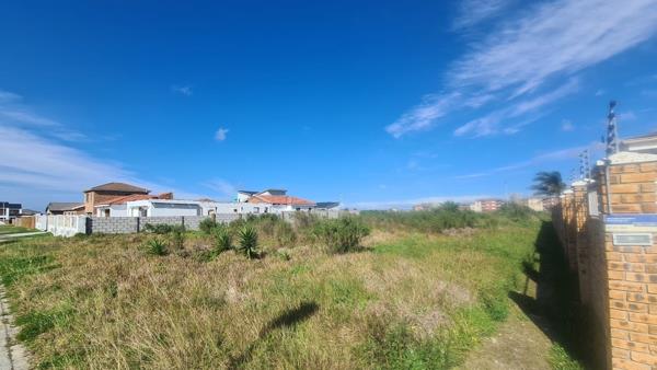851 m² Land