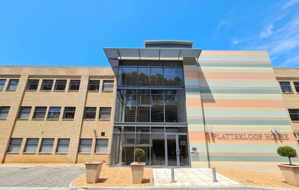 429 m² Commercial space