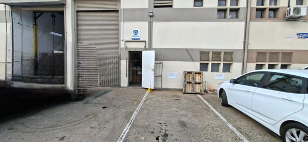 230 m² Industrial space