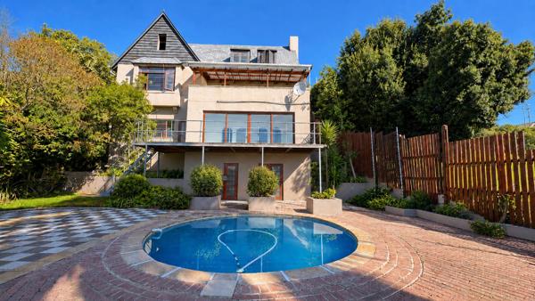 5 Bedroom House