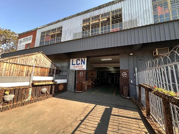 727 m² Industrial space