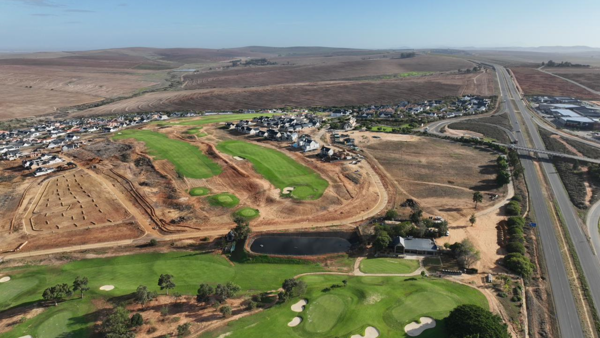 601 m² Land