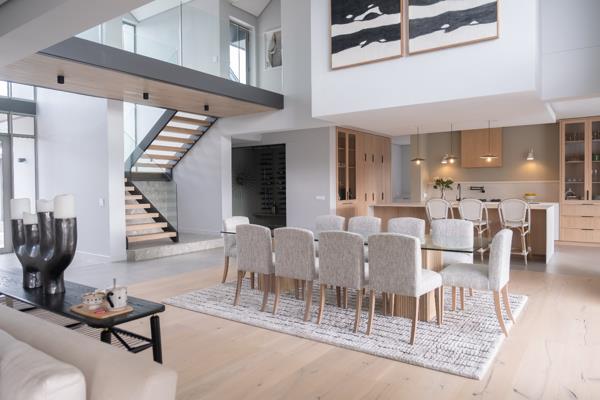 6 Bedroom House