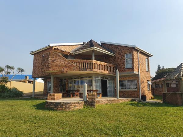 8 Bedroom House