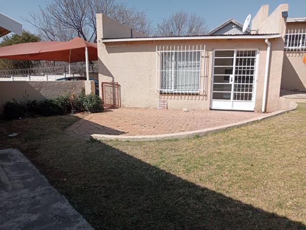 1 Bedroom Garden Cottage