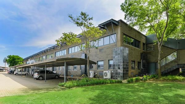 517 m² Commercial space