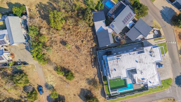 934 m² Land
