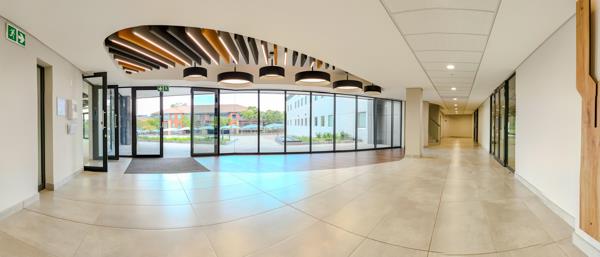425 m² Commercial space