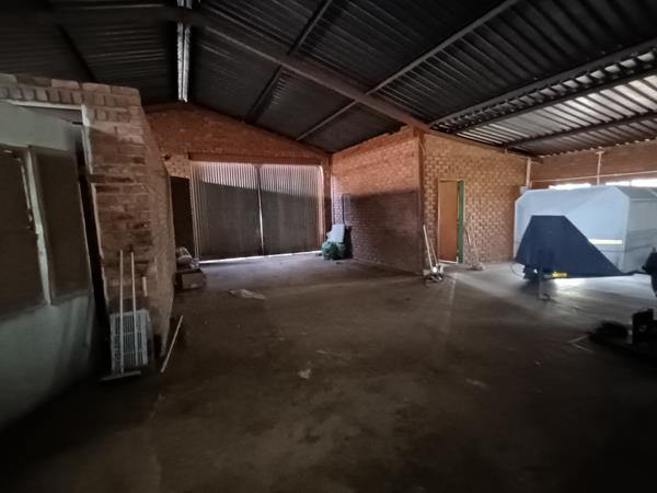 2.1 ha Smallholding