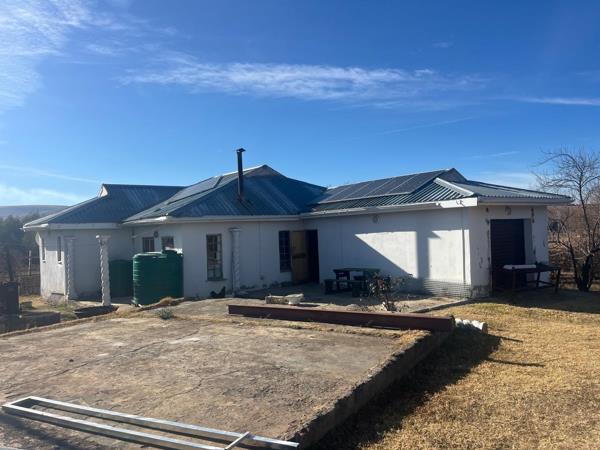 5.4 ha Smallholding