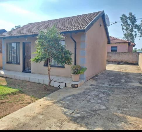 2 Bedroom House