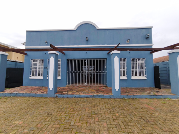220 m² Commercial space