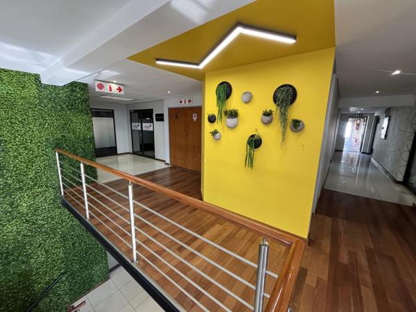 163 m² Commercial space