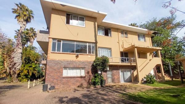 11 Bedroom House