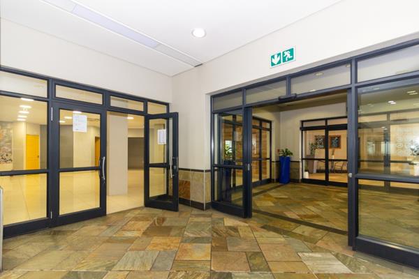 103 m² Retail Space