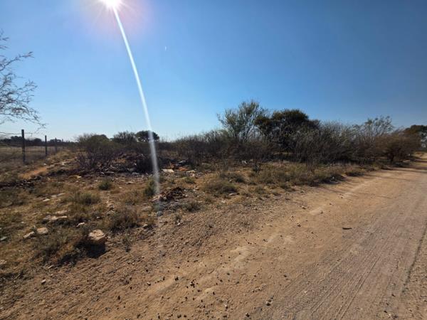 4 400 m² Land