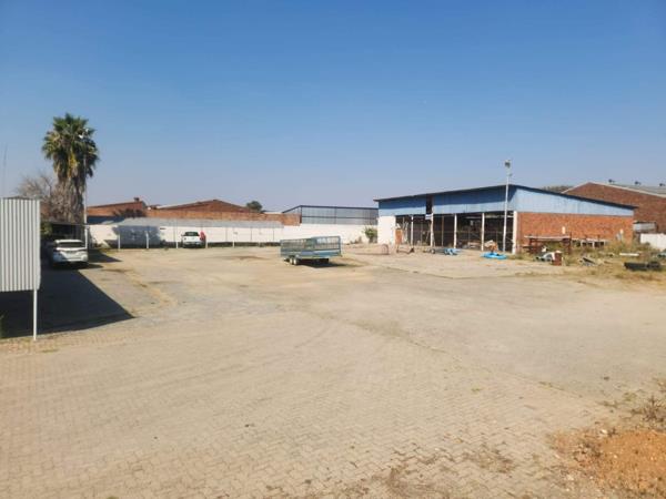 990 m² Commercial space