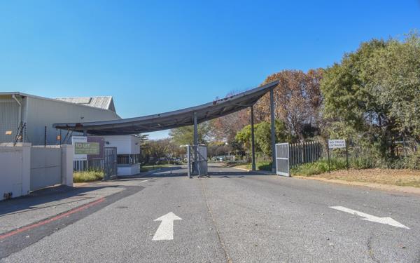 787 m² Commercial space