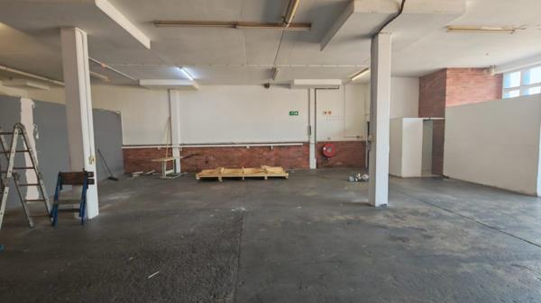 308 m² Industrial space