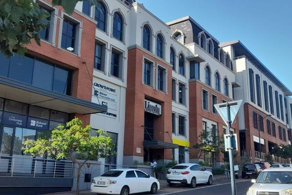 136 m² Commercial space