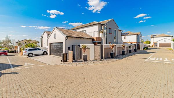 4 Bedroom Townhouse