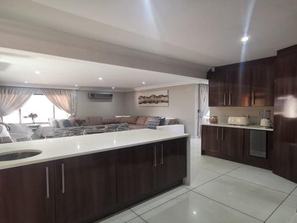 4 Bedroom Townhouse