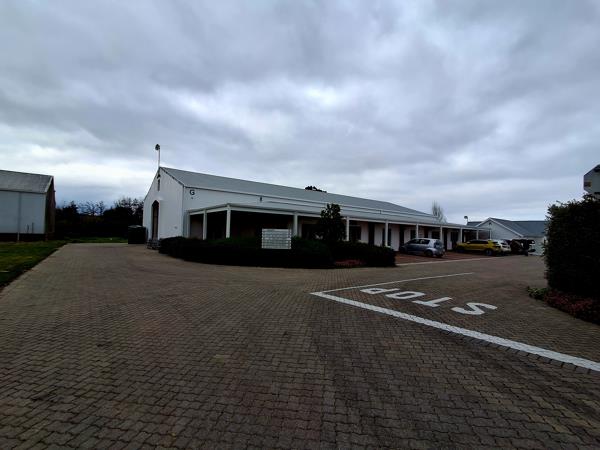 153 m² Commercial space