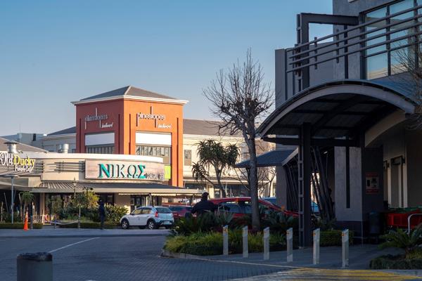 1 489 m² Commercial space
