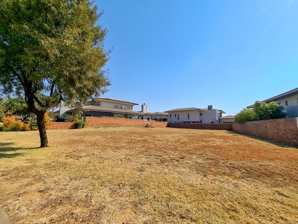 758 m² Land