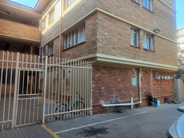0.5 Bedroom Flat