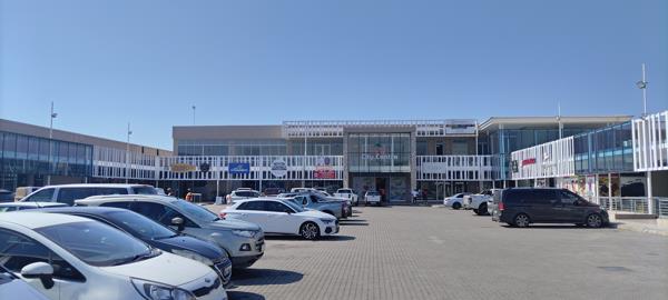 415 m² Commercial space