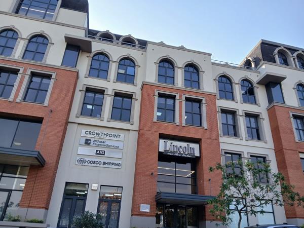 189 m² Commercial space